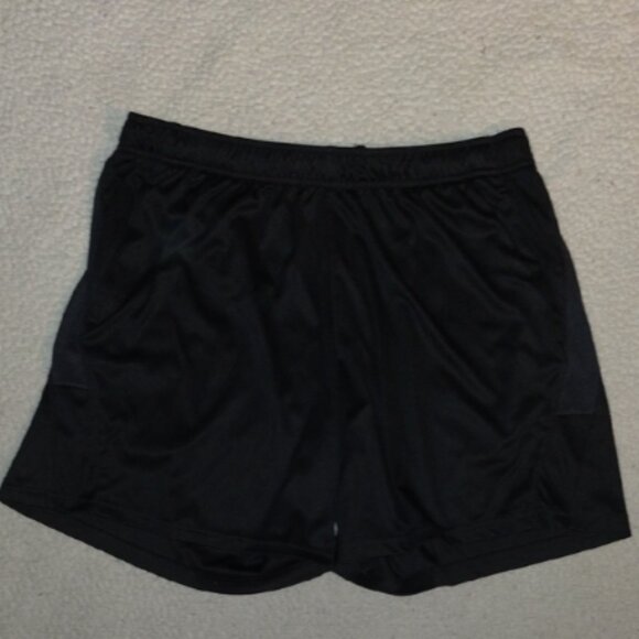 Al1ve Size Large Set of Three Black Athletic Shorts Running Gym Workout - Picture 2 of 4